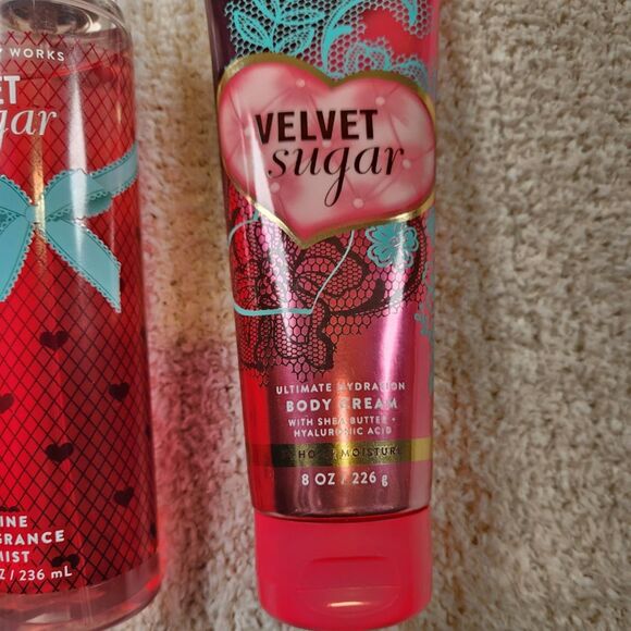 Bath & Body Works Velvet Sugar Fragrance Mist & Body Cream Set - Picture 3 of 5
